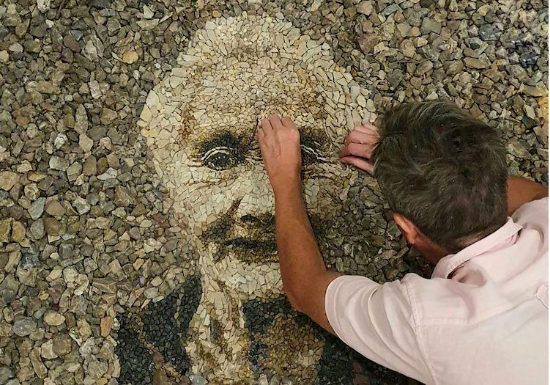Artist Creates Incredible Artwork Made Out Of Pebbles All