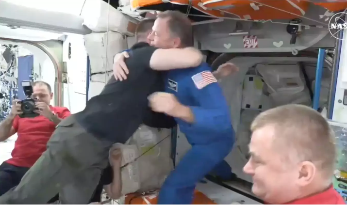 SpaceX Capsule Finally Docs ISS To Save Astronauts Stranded For Months 2