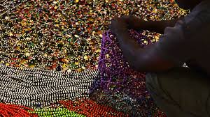 Incredible Bead Installation Of 500 Pounds Represents Cross-Cultural Dialogue Between U.S. and Senegal 2