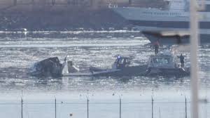 The Horror Discovered Underwater By Rescue Team Of American Airlines Crash 2