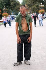 Homeless Ukrainian Man Becomes Unexpected Style Icon 2