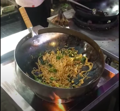 Robotic Wok That Automatically Cooks Your Fried Rice For You