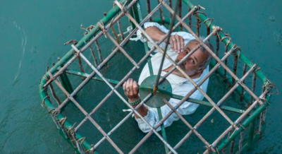 Northern Italy Celebrates Another Tradition Of Dunking a Politician In The River