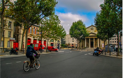 Cyclist Now Out Numbers Car Drivers In Paris France