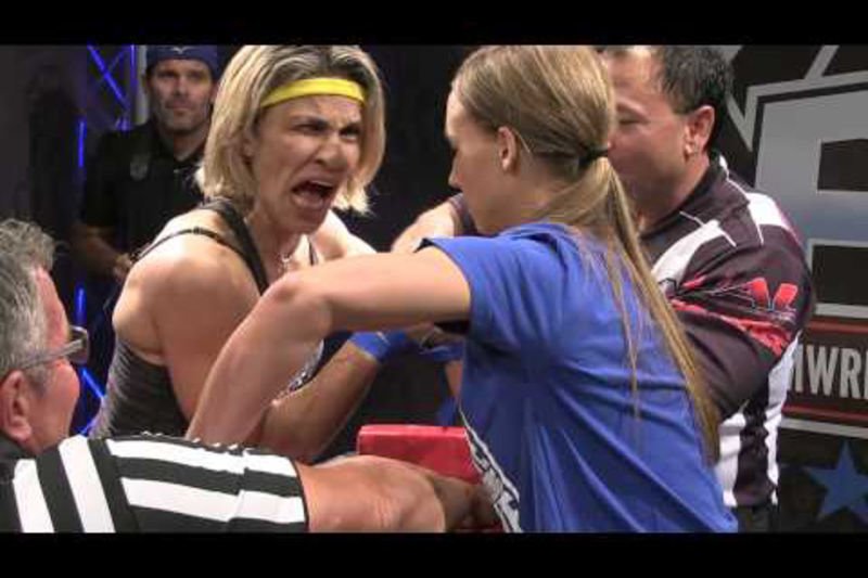 Video: A Very Intense, Or Crazy, Female Arm-wrestler. Taking It To The Nexl Level! 1
