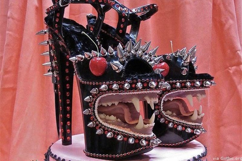 Video: Wtactualf: The Most Horrifying Shoes Ever Made! 1