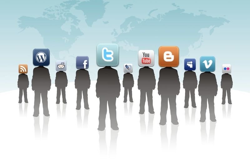 Video: How Social Media Affects The Way You See The World! 1