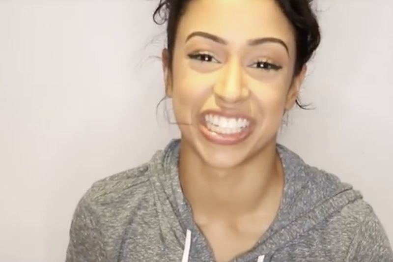 Video: Liza Koshy - Zumba Class!! 1
