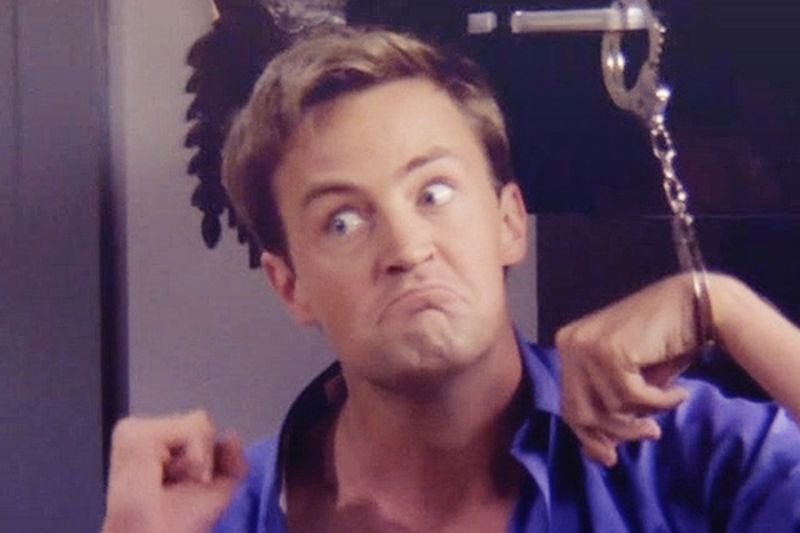 Video: Chandler Bing - The King Of Sarcasm 1