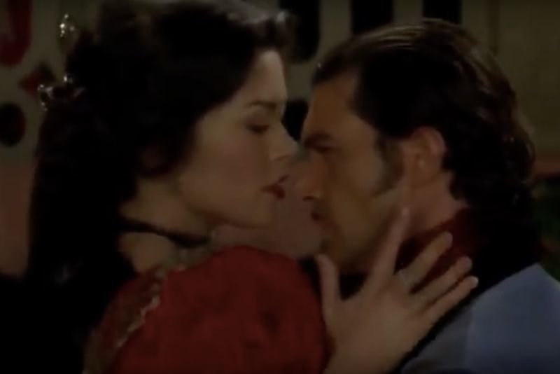 Video: The Reason We Don't Hear From Antonio Banderas Anymore 1