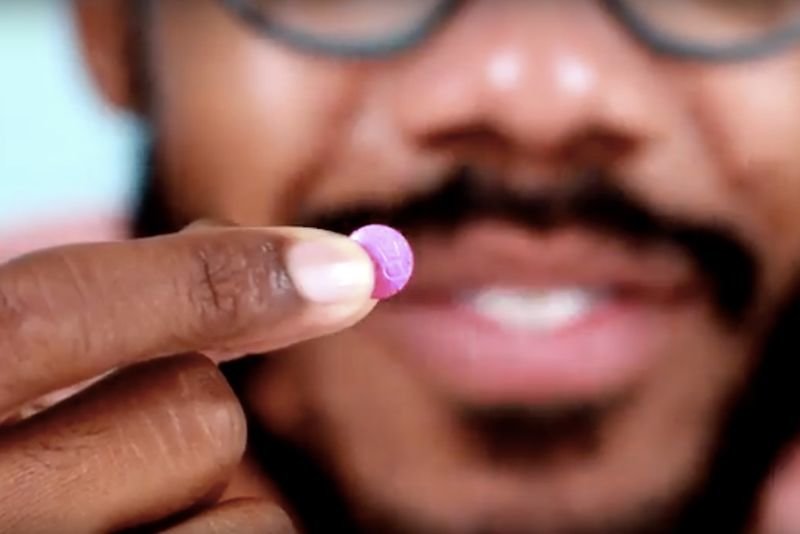 Video: People Take A Look At How Gross Their Teeth Really Are! 1