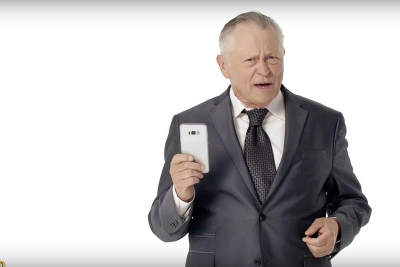 Video: If Cell Phone Commercials Were Actually Honest... 1