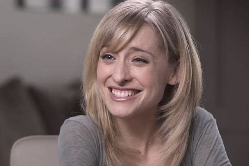 Allison Mack – From Superman Sweetheart To Sex Cult Leader? 1