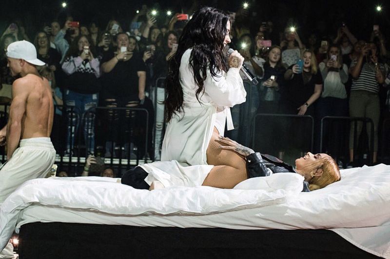Video: Demi Lovato Gets Sexual On Stage With Kehlani 1