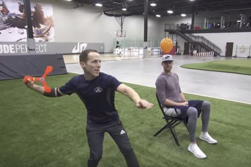 Video: Dude Perfect Does A Full Circle With Boomerangs 1