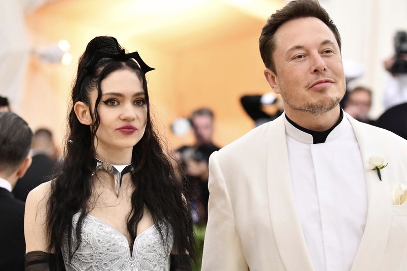 Video: The Most Unlikely Couple In Celebrity History? Elon Musk And Grimes? 1