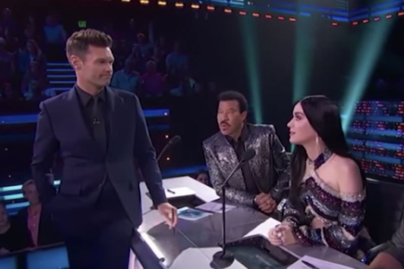 Video: Ryan Seacrest Goes Full Sexual Harassment On Idols 1