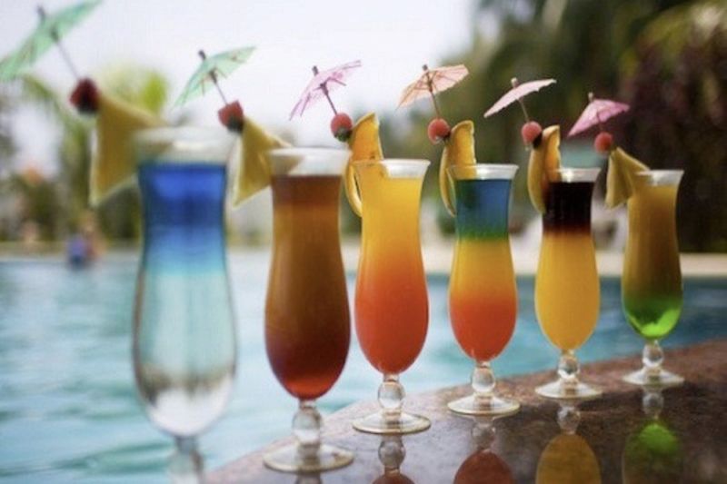 Get Your Weekend Started The Right Way These Awesome Drink Combos 1
