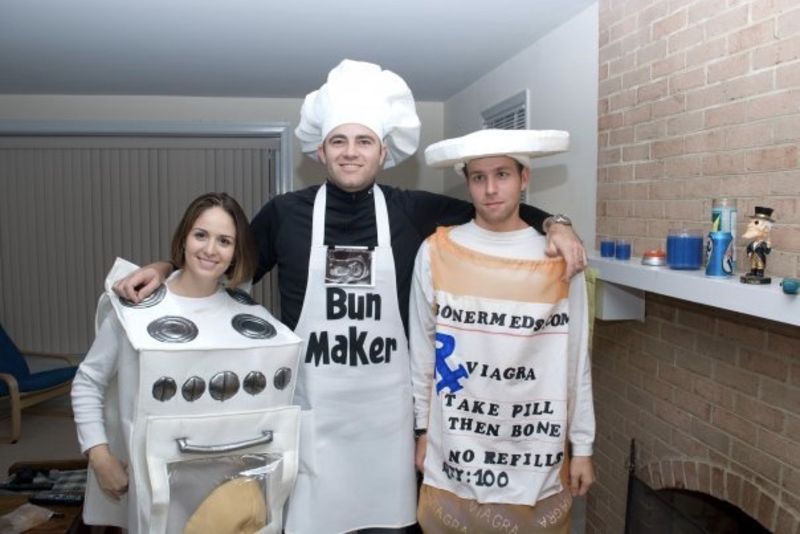 The Most Cringeworthy Couples Halloween Costumes 1