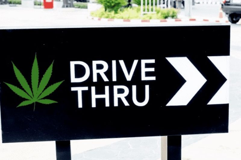 People Buying Weed At Marijuana Drive-Thru In Vegas | Jimmy Kimmel 1