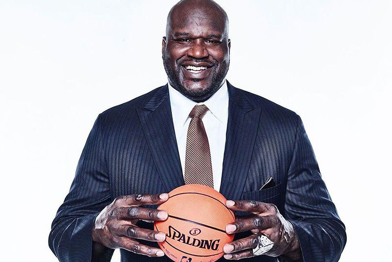 Shaq Randomly Pays For A Stranger's Engagement Ring 1