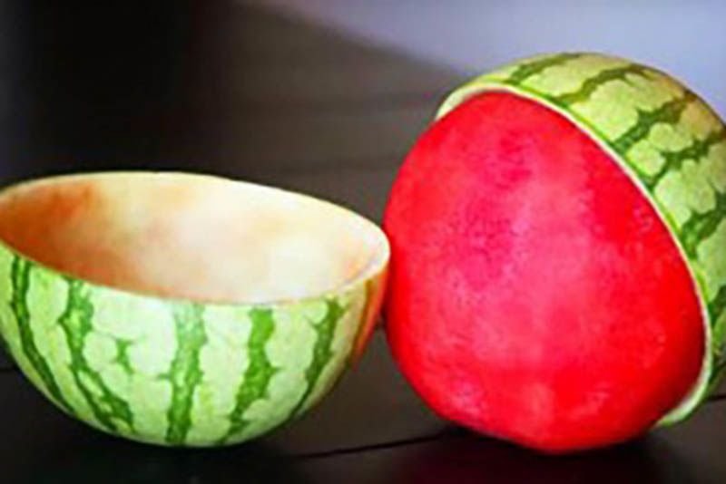 Former NASA Engineer Reveals Trick To Create An Impressive Skinned Watermelon 1
