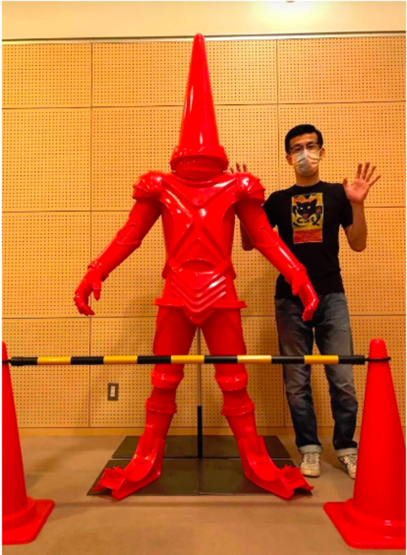 Japanese Artist Creates Unique Suit of Armour Out Of Traffic Cones 1