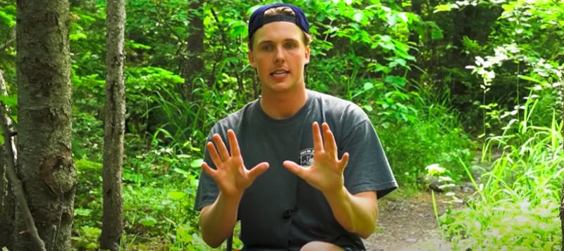 Comedian Recites Three-Minute Monologue Without Using the Letter E 1