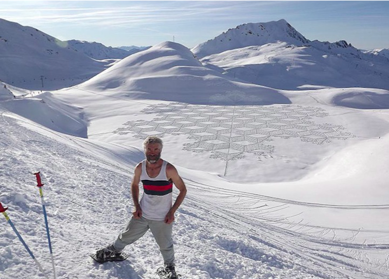 Man Creates Spectacular Snow Patterns For Sake Of Exercise 1