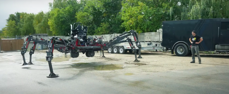 Man Attempts To Build Giant Mechanical Hexapod Spider 1