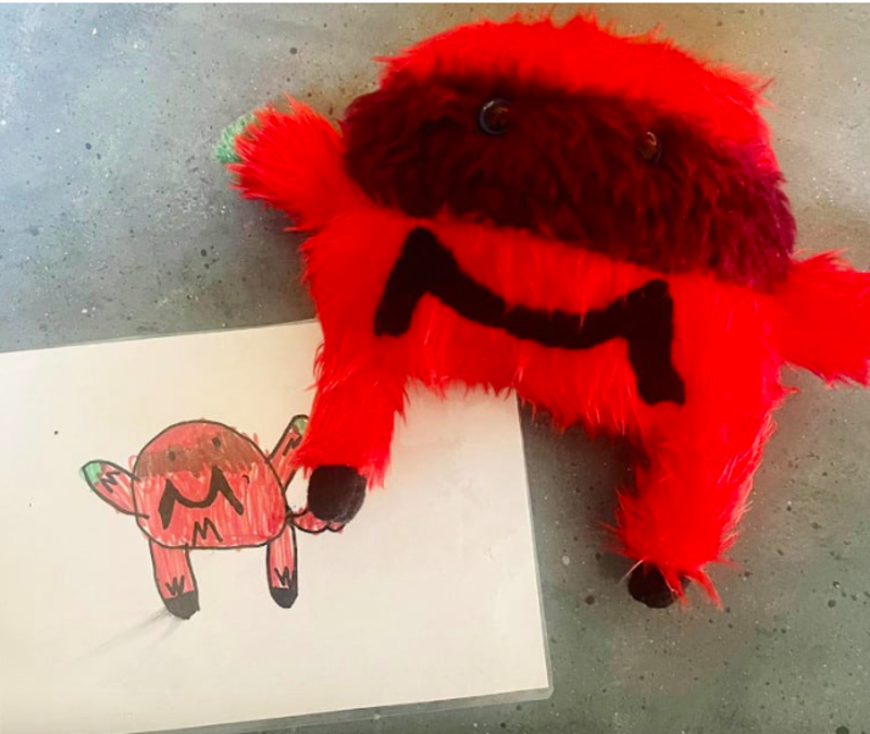Beloved Teacher Creates Personalised Toys Based On Each Student Drawing 1