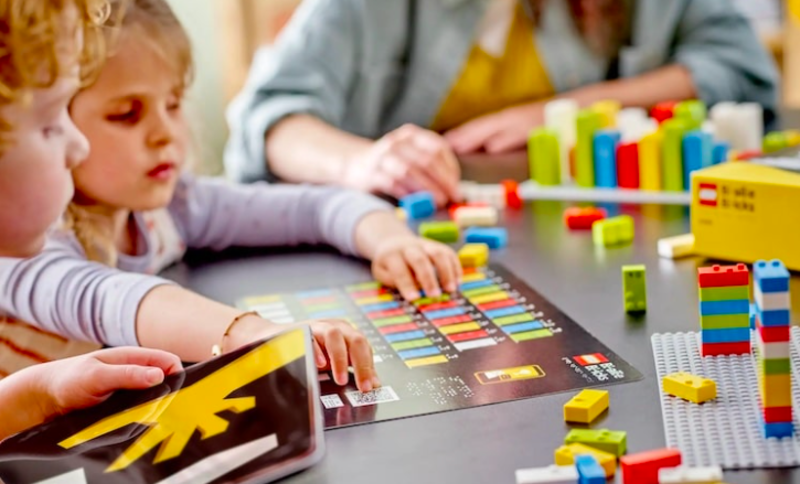 LEGO Releases Braille Bricks For Visually Impaired Children To Also Be Able To Enjoy The Fun 1