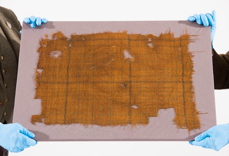 Oldest Tartan Fabric Recently Discovered In Scottish Bog 1