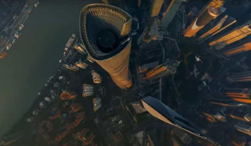 Thrilling Footage Of The Tallest Buildings In Shanghai 1