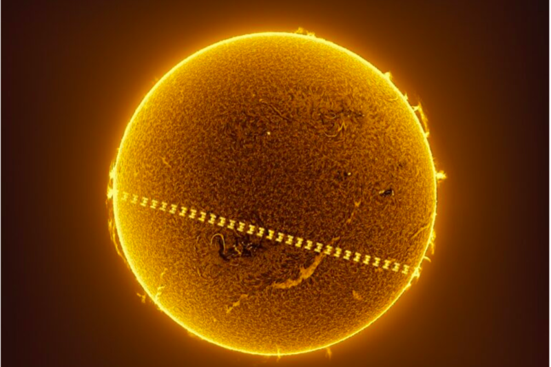 Incredible Image Captures The Mesmerising Path The ISS Drifted Across The Sun 1