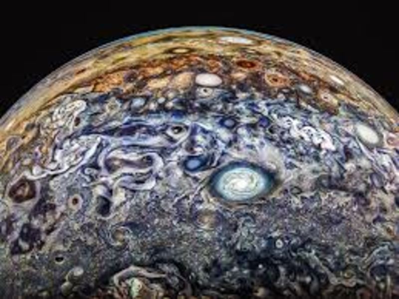 New Incredible Images Of Jupiter Captured By Juno Spacecraft 1
