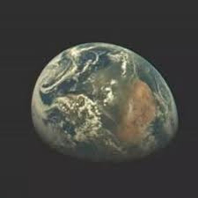 Rare Image From a Top Secret Spacecraft Shared For The First Time 1