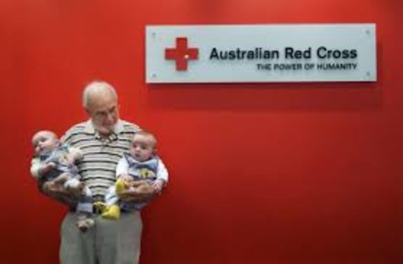 Prolific Blood Donor Passes Away At Age 88 After Saving 2.4 Million Lives With His Blood Donations 1