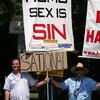 Video: Its A Sign! You Have To Have A Sense Of Humour! 21