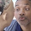 Video: Will Smith Went From Slaying Robots To Kissing Them?