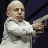 Video: Mini-me, Verne Troyer Passes Away After A Long Battle With Alcohol Abuse And Depression
