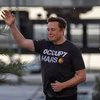 Elon Musk Wins Contract To Destroy The Famous International Space Station